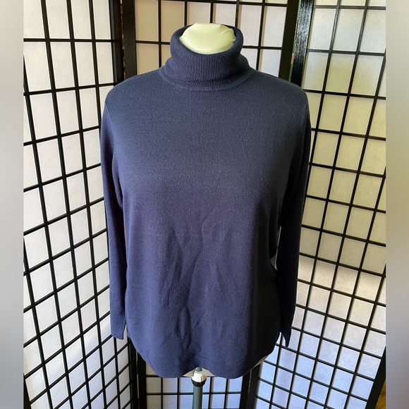 NWOT - Navy Turtleneck Sweater - Picture 5 of 6